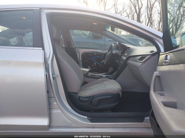2015 Hyundai Sonata Se მანქანა იყიდება აუქციონზე, vin: 5NPE24AF9FH135029, აუქციონის ნომერი: 44640704