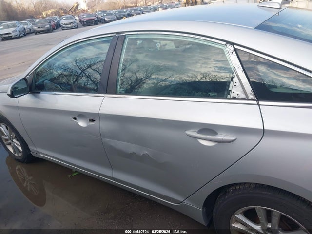 2015 Hyundai Sonata Se მანქანა იყიდება აუქციონზე, vin: 5NPE24AF9FH135029, აუქციონის ნომერი: 44640704