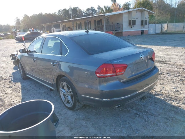 Продаж на аукціоні авто 2014 Volkswagen Passat 2.0l Tdi Sel Premium, vin: 1VWCN7A32EC084079, номер лоту: 44640705