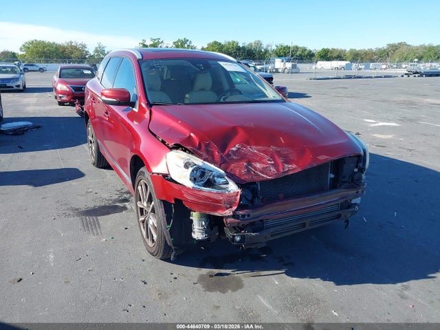 2016 VOLVO XC60 YV440MDK3G2789339