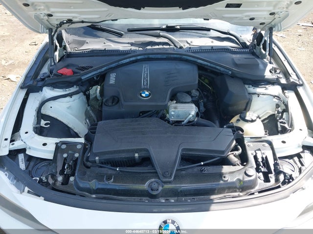 44640713 :رقم المزاد ، WBA3B3G55FNT17954 vin ، 2015 Bmw 328i Xdrive مزاد بيع