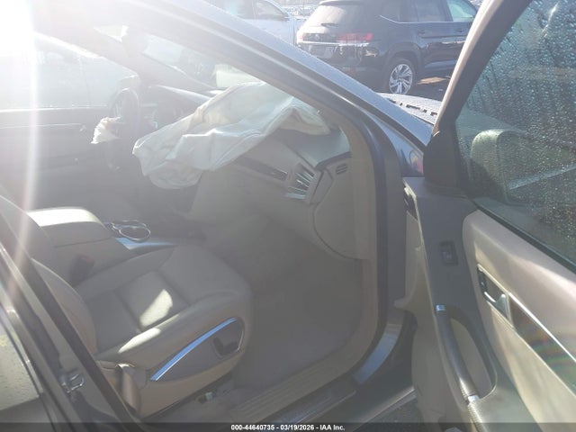 44640735 :رقم المزاد ، 4JGCB2FE4BA122133 vin ، 2011 Mercedes-benz R 350 Bluetec 4matic مزاد بيع
