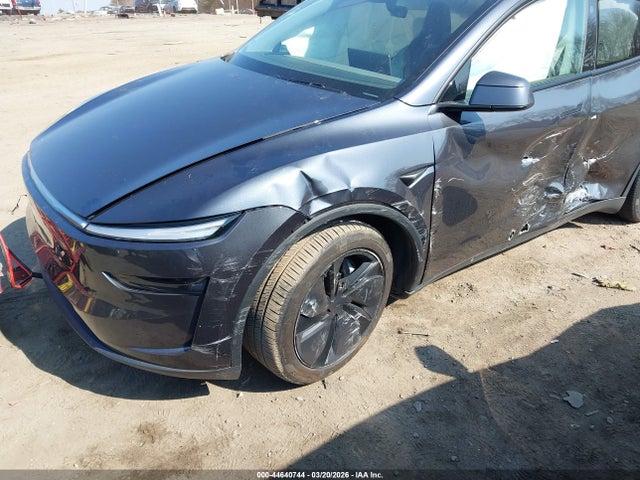 Aukcja sprzedaży 2026 Tesla Model Y All-wheel Drive/long Range Launch Series/premium All-wheel Drive, vin: 7SAYGDEE9TA447703, numer aukcji: 44640744
