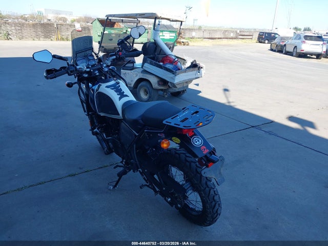 Royal Enfield Motors Himalayan 2023 ME3GEM24XPK401313 Image 3