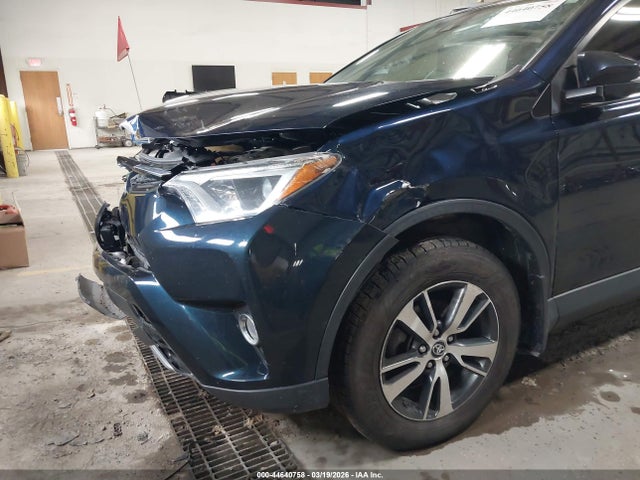 Продажа на аукционе авто 2018 Toyota Rav4 Xle, vin: JTMRFREV9JJ747283, номер лота: 44640758