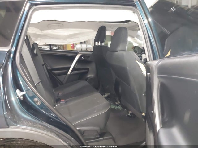 Продажа на аукционе авто 2018 Toyota Rav4 Xle, vin: JTMRFREV9JJ747283, номер лота: 44640758