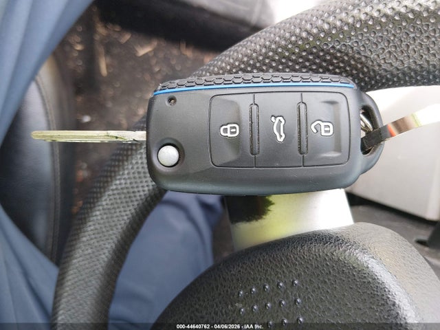 Продаж на аукціоні авто 1999 Volkswagen New Beetle Gls, vin: 3VWCC21C5XM455200, номер лоту: 44640762