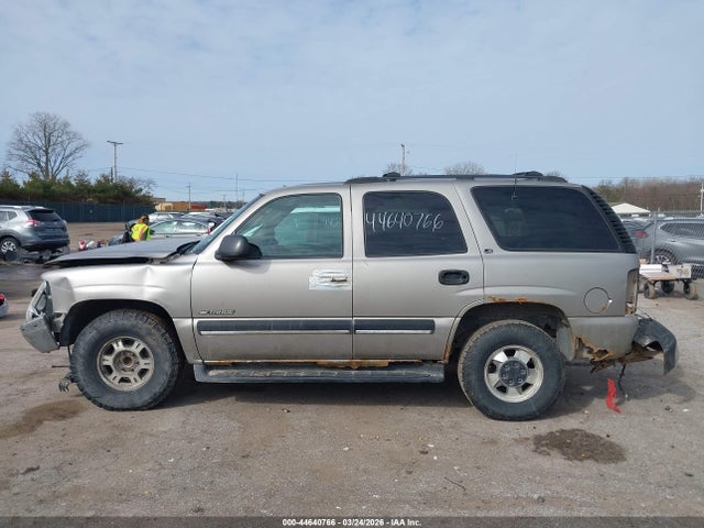 44640766 :رقم المزاد ، 1GNEC13T61J254503 vin ، 2001 Chevrolet Tahoe Ls مزاد بيع
