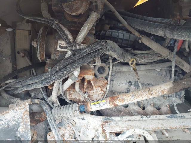 44640771 :رقم المزاد ، 1BAKGCEA8KF354396 vin ، 2019 Blue Bird School Bus / Transit Bus مزاد بيع