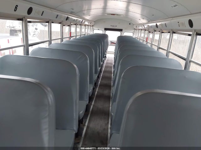 44640771 :رقم المزاد ، 1BAKGCEA8KF354396 vin ، 2019 Blue Bird School Bus / Transit Bus مزاد بيع