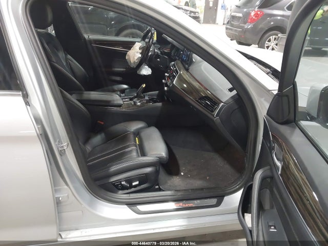 2018 BMW 530I WBAJA7C57JWC76983 Photo 4