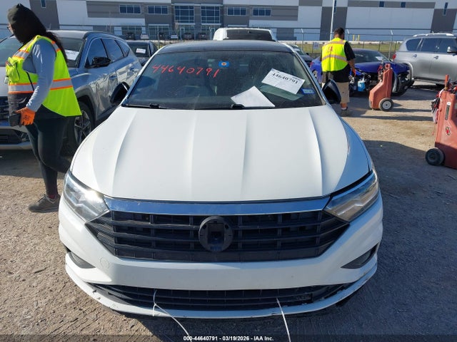 44640791 :رقم المزاد ، 3VWC57BU9KM084517 vin ، 2019 Volkswagen Jetta 1.4t R-line/1.4t S/1.4t Se مزاد بيع