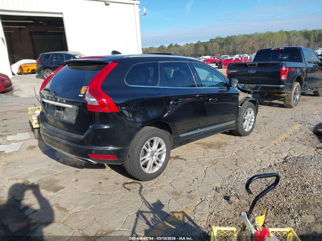 44640794 :رقم المزاد ، YV440MDK6F2711216 vin ، 2015 Volvo Xc60 T5 Premier مزاد بيع