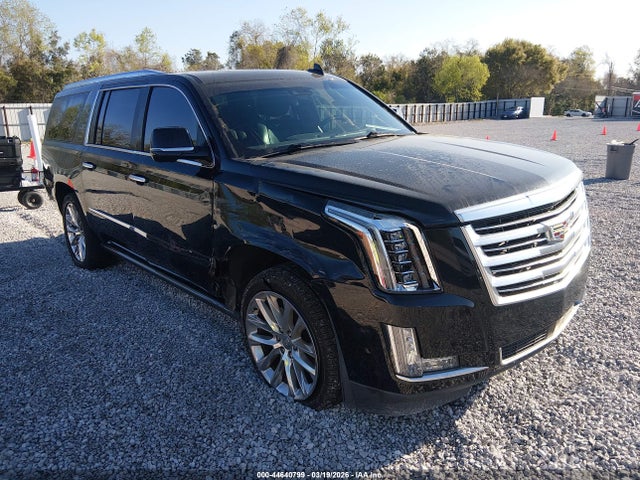 44640799 :رقم المزاد ، 1GYS3KKJ7JR198150 vin ، 2018 Cadillac Escalade Esv Platinum مزاد بيع