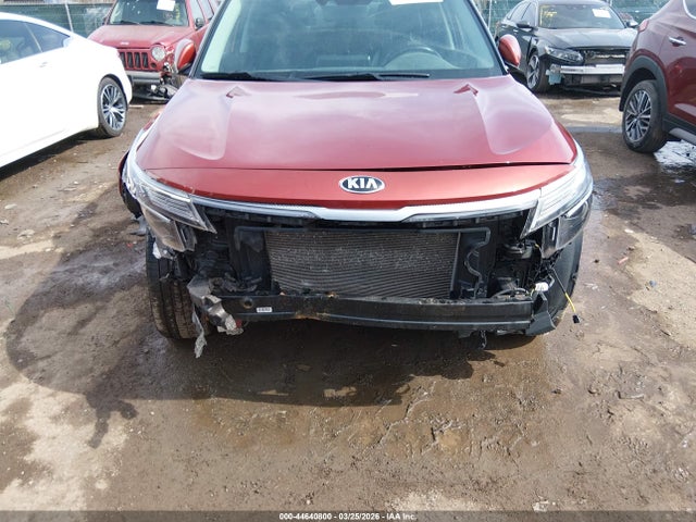 2021 Kia Seltos S მანქანა იყიდება აუქციონზე, vin: KNDEUCAA6M7222364, აუქციონის ნომერი: 44640800