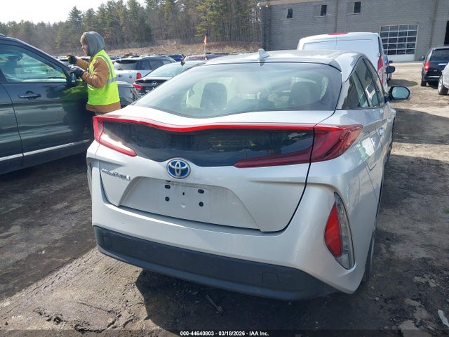 2017 TOYOTA PRIUS PRIME JTDKARFP5H3031947 Photo 3