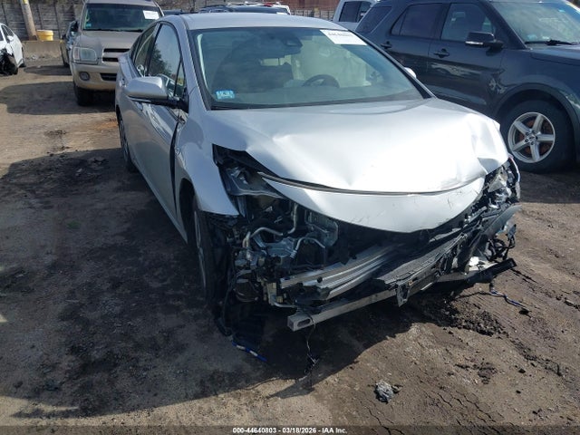 2017 TOYOTA PRIUS PRIME JTDKARFP5H3031947 Photo 5