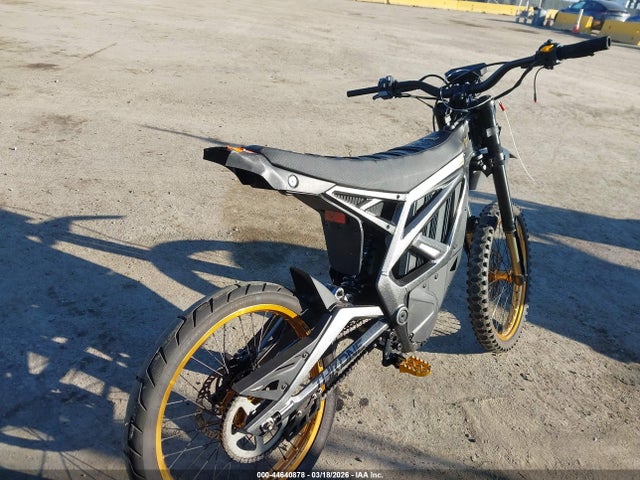 SF6ABWXB3SA000073 Throne Cycles Et7