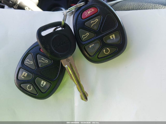 Продажа на аукционе авто 2012 Gmc Yukon Xl 1500 Denali, vin: 1GKS2MEF6CR191743, номер лота: 44640898