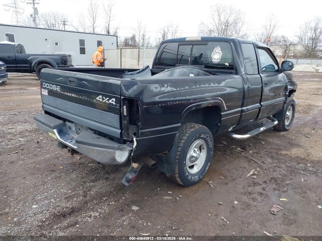 2000 DODGE RAM 1500 3B7HF13Z6YM214629 Photo 3