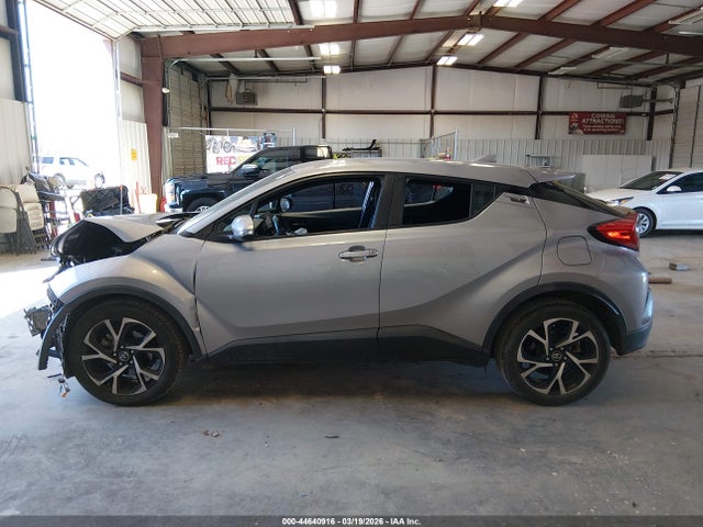 NMTKHMBX9JR024460 Toyota C-HR XLE