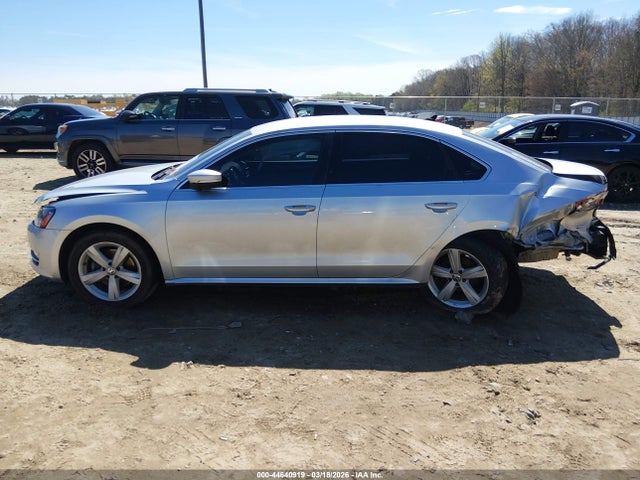 Aukcja sprzedaży 2015 Volkswagen Passat 1.8t Limited Edition, vin: 1VWAT7A32FC086204, numer aukcji: 44640919