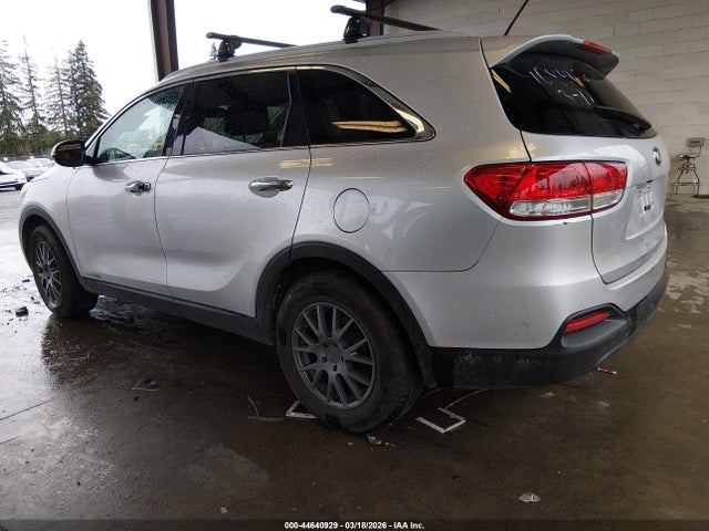 5XYPGDA54HG334937 KIA Sorento 3.3l Lx