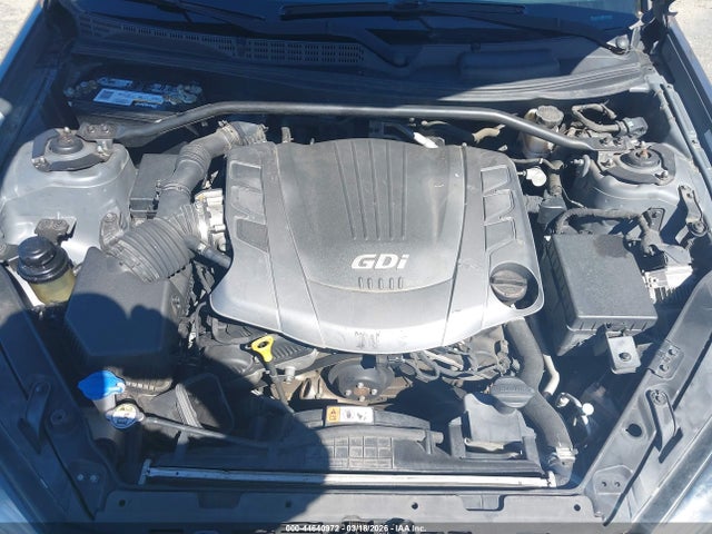 KMHHU6KJ4GU137196 Hyundai Genesis 3.8 R-spec