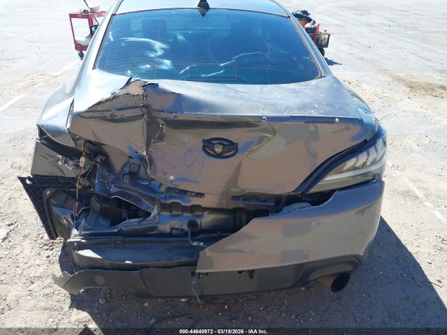 KMHHU6KJ4GU137196 Hyundai Genesis 3.8 R-spec
