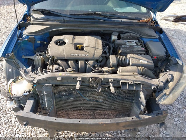 KMHD74LF0HU406381 Hyundai ELANTRA SE