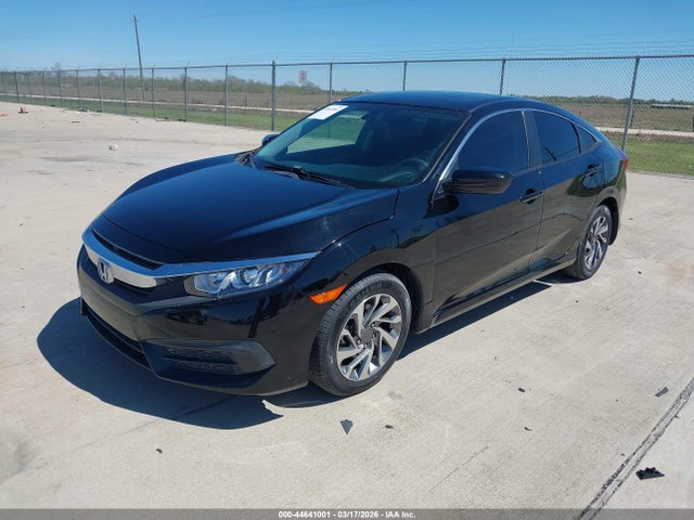 Honda CIVIC EX 2018 2HGFC2F71JH567527 Image 2