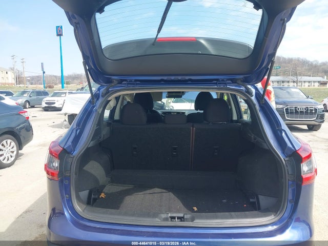 Продажа на аукционе авто 2020 Nissan Rogue Sport S Awd Xtronic Cvt, vin: JN1BJ1CW9LW373201, номер лота: 44641015