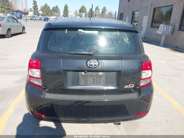 JTKKUPB40E1042538 Scion XD