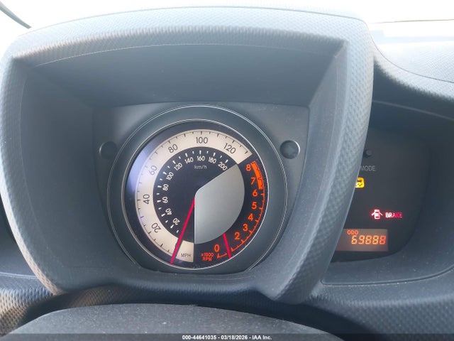 JTKKUPB40E1042538 Scion XD