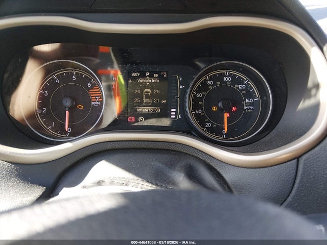 Продаж на аукціоні авто 2016 Jeep Cherokee Altitude, vin: 1C4PJMABXGW333140, номер лоту: 44641038