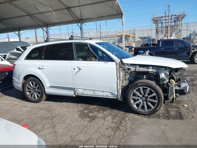 WA1VAAF79KD013641 Audi Q7 55 Premium