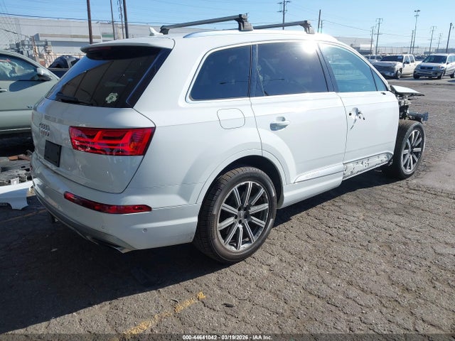 2019 AUDI Q7 WA1VAAF79KD013641 Photo 3