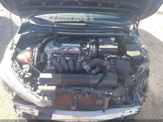 44641045 :رقم المزاد ، 5YFEPMAE0NP338885 vin ، 2022 Toyota Corolla Le مزاد بيع