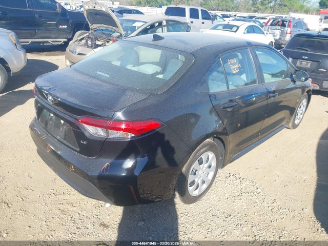 44641045 :رقم المزاد ، 5YFEPMAE0NP338885 vin ، 2022 Toyota Corolla Le مزاد بيع