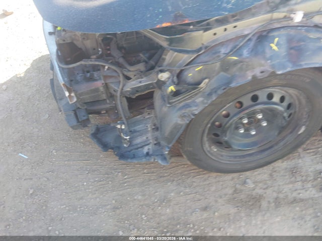 44641045 :رقم المزاد ، 5YFEPMAE0NP338885 vin ، 2022 Toyota Corolla Le مزاد بيع