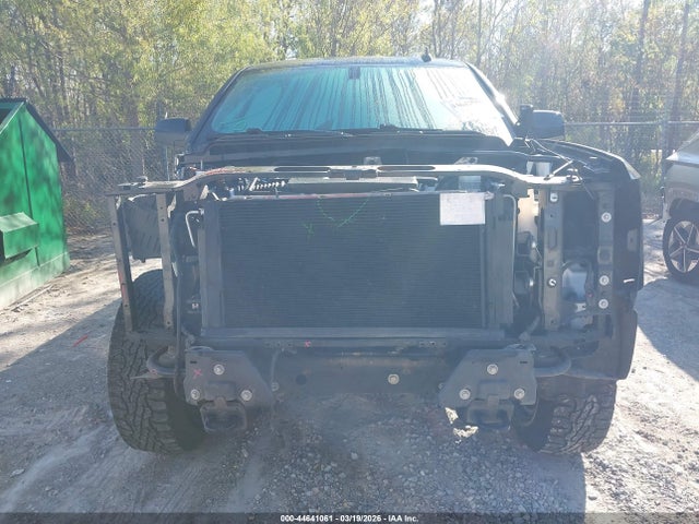 3GCUKREC6JG254523 Chevrolet Silverado 1500 2lt