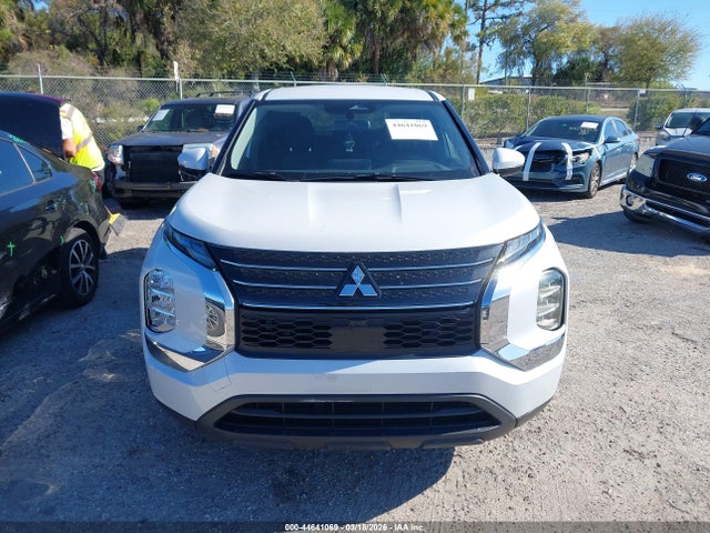 Продаж на аукціоні авто 2024 Mitsubishi Outlander Es 2.5 2wd, vin: JA4J3UA81RZ011423, номер лоту: 44641069
