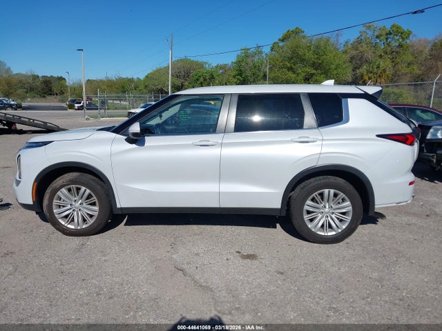 Продаж на аукціоні авто 2024 Mitsubishi Outlander Es 2.5 2wd, vin: JA4J3UA81RZ011423, номер лоту: 44641069