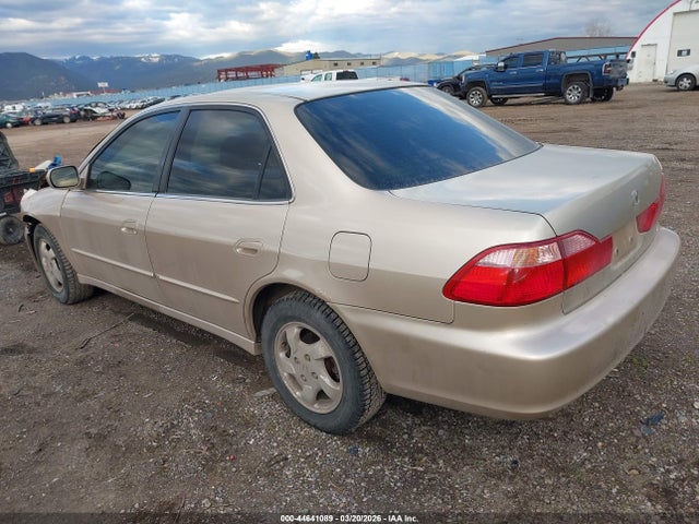 2000 Honda Accord 2.3 Ex მანქანა იყიდება აუქციონზე, vin: JHMCG6580YC030442, აუქციონის ნომერი: 44641089