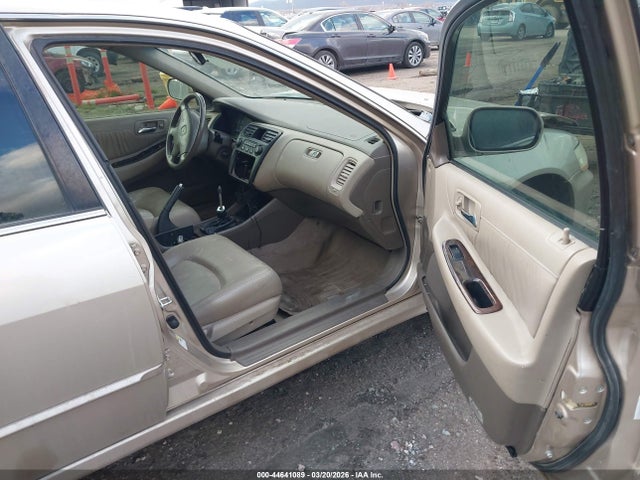 2000 Honda Accord 2.3 Ex მანქანა იყიდება აუქციონზე, vin: JHMCG6580YC030442, აუქციონის ნომერი: 44641089