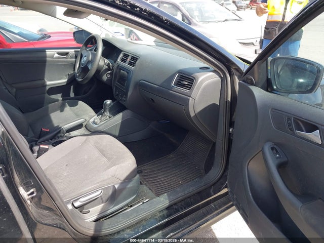 Продаж на аукціоні авто 2012 Volkswagen Jetta 2.0l S, vin: 3VW2K7AJ0CM356806, номер лоту: 44641114
