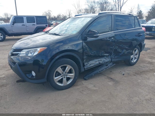 44641130 :رقم المزاد ، 2T3RFREV5FW352316 vin ، 2015 Toyota Rav4 Xle مزاد بيع