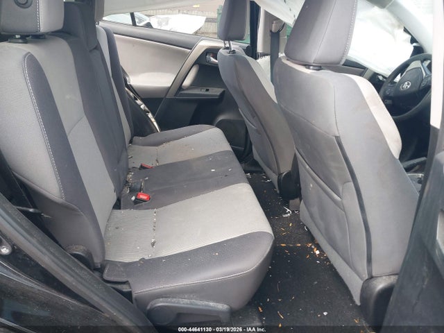 44641130 :رقم المزاد ، 2T3RFREV5FW352316 vin ، 2015 Toyota Rav4 Xle مزاد بيع