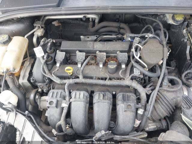 44641132 :رقم المزاد ، 1FADP3E24GL256410 vin ، 2016 Ford Focus S مزاد بيع