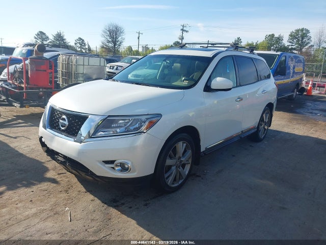 Продажа на аукционе авто 2016 Nissan Pathfinder Platinum, vin: 5N1AR2MM3GC669760, номер лота: 44641143